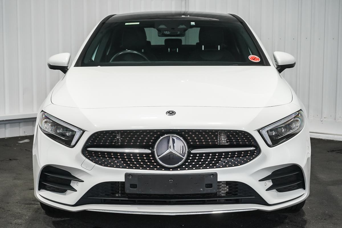 Mercedes Benz A-class image 3