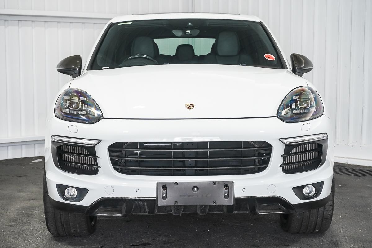 Porsche Cayenne image 3