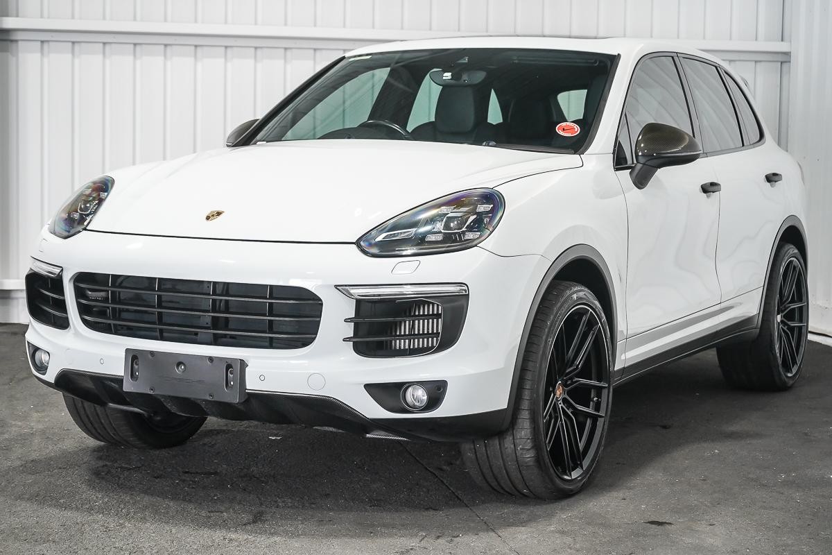 Porsche Cayenne image 4