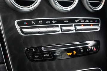 https://dvg-vehicle-assets.s3.amazonaws.com/1203021/4c63ckmth07r3r8x7qzk1x3tl.jpg