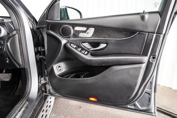 https://dvg-vehicle-assets.s3.amazonaws.com/1203021/cxuz6y30jp0c4kym2f04oarjb.jpg