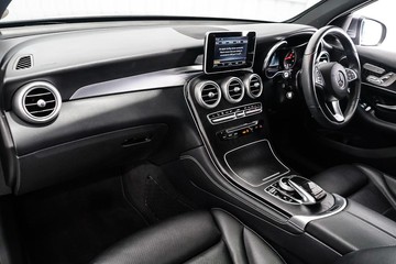 https://dvg-vehicle-assets.s3.amazonaws.com/1203021/e1a83oppyru1cb318y1ujwmot.jpg