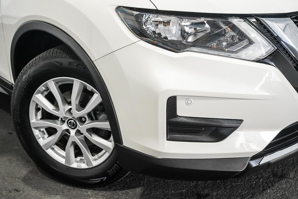 Nissan X-trail image 2