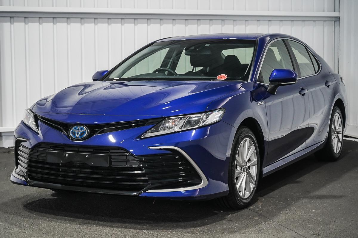 Toyota Camry image 4