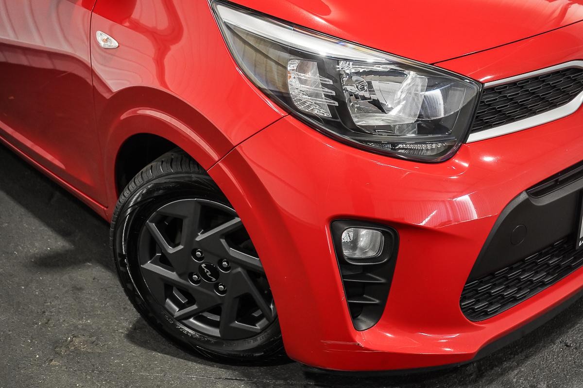 Kia Picanto image 2