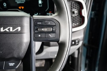 https://dvg-vehicle-assets.s3.amazonaws.com/1203050/3j7lfyrp5oz7gwpfl8bgyg820.jpg