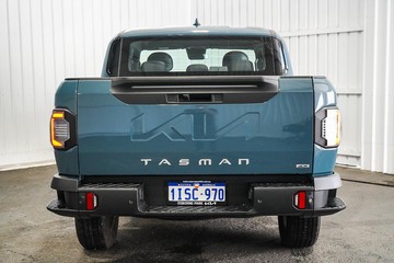 https://dvg-vehicle-assets.s3.amazonaws.com/1203050/5pigwcoe639ifu2y3prwn459v.jpg