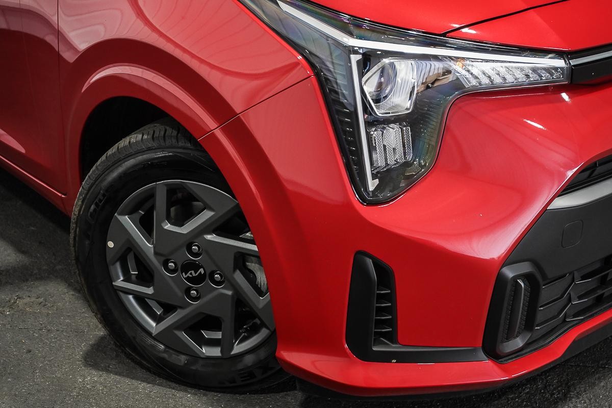Kia Picanto image 2