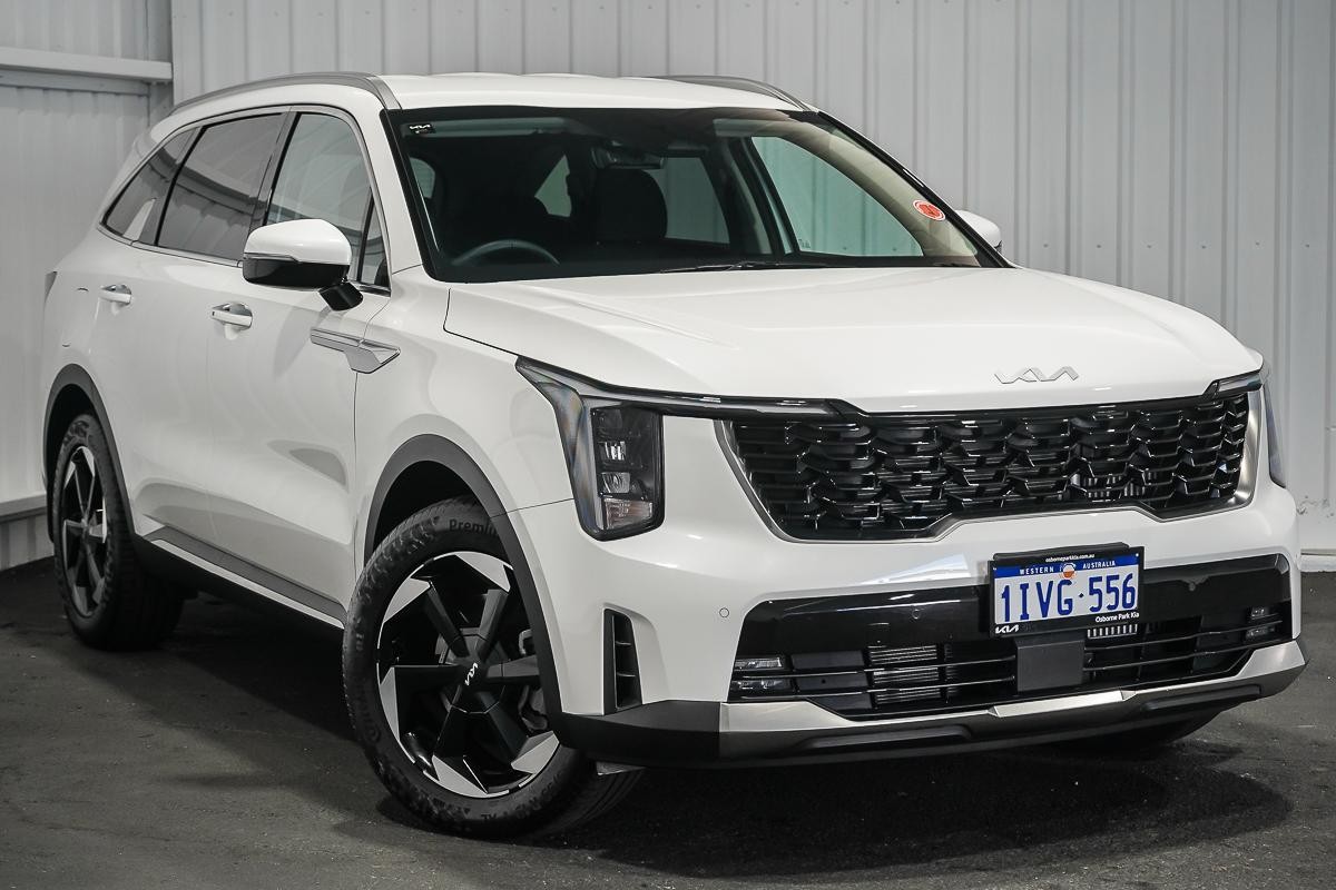 Kia Sorento image 1