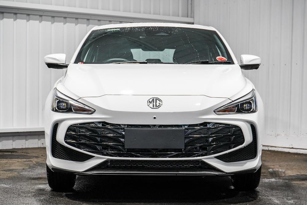 MG Mg3 image 3