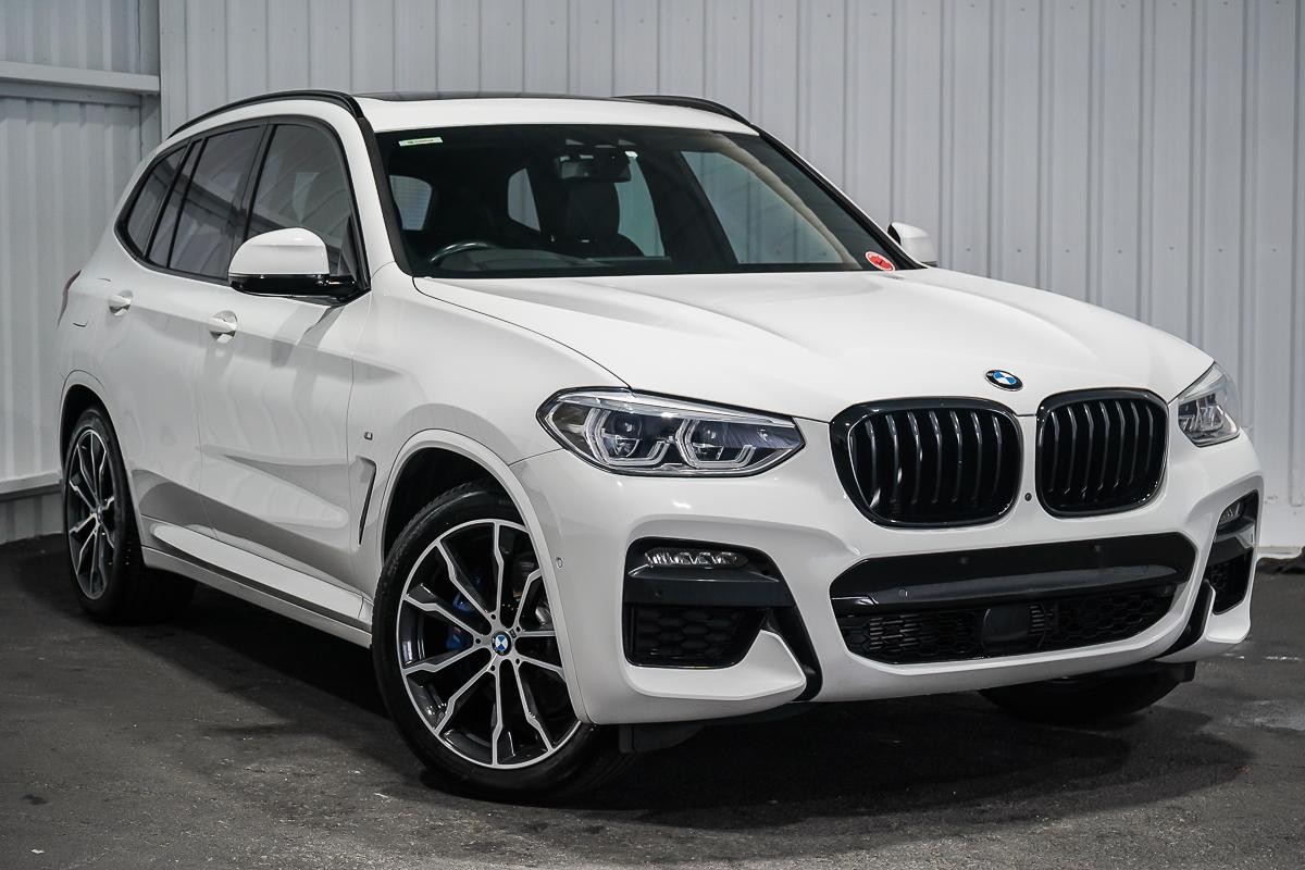 BMW X3 image 1