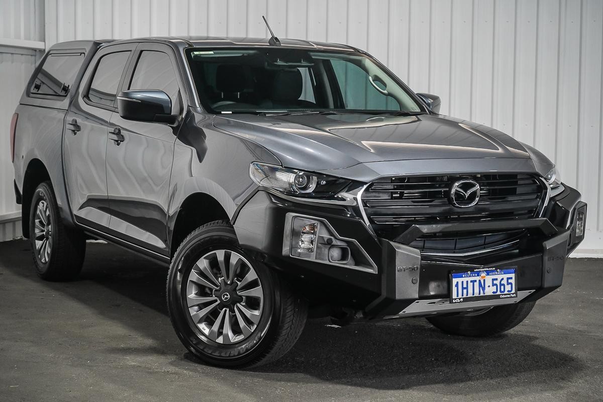 Mazda Bt-50 image 1