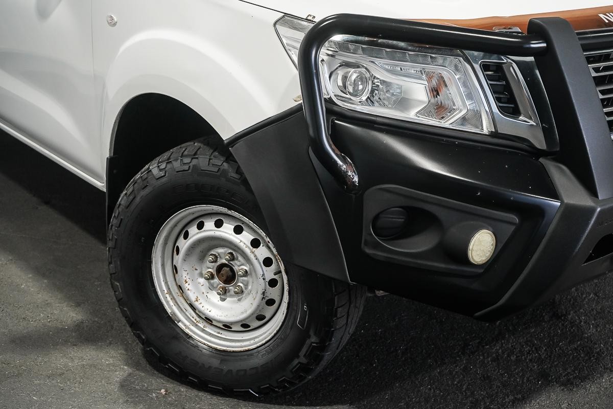 Nissan Navara image 2