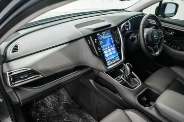 https://dvg-vehicle-assets.s3.amazonaws.com/1203117/8oto19u5b3u6s7udrcib90edd.jpg