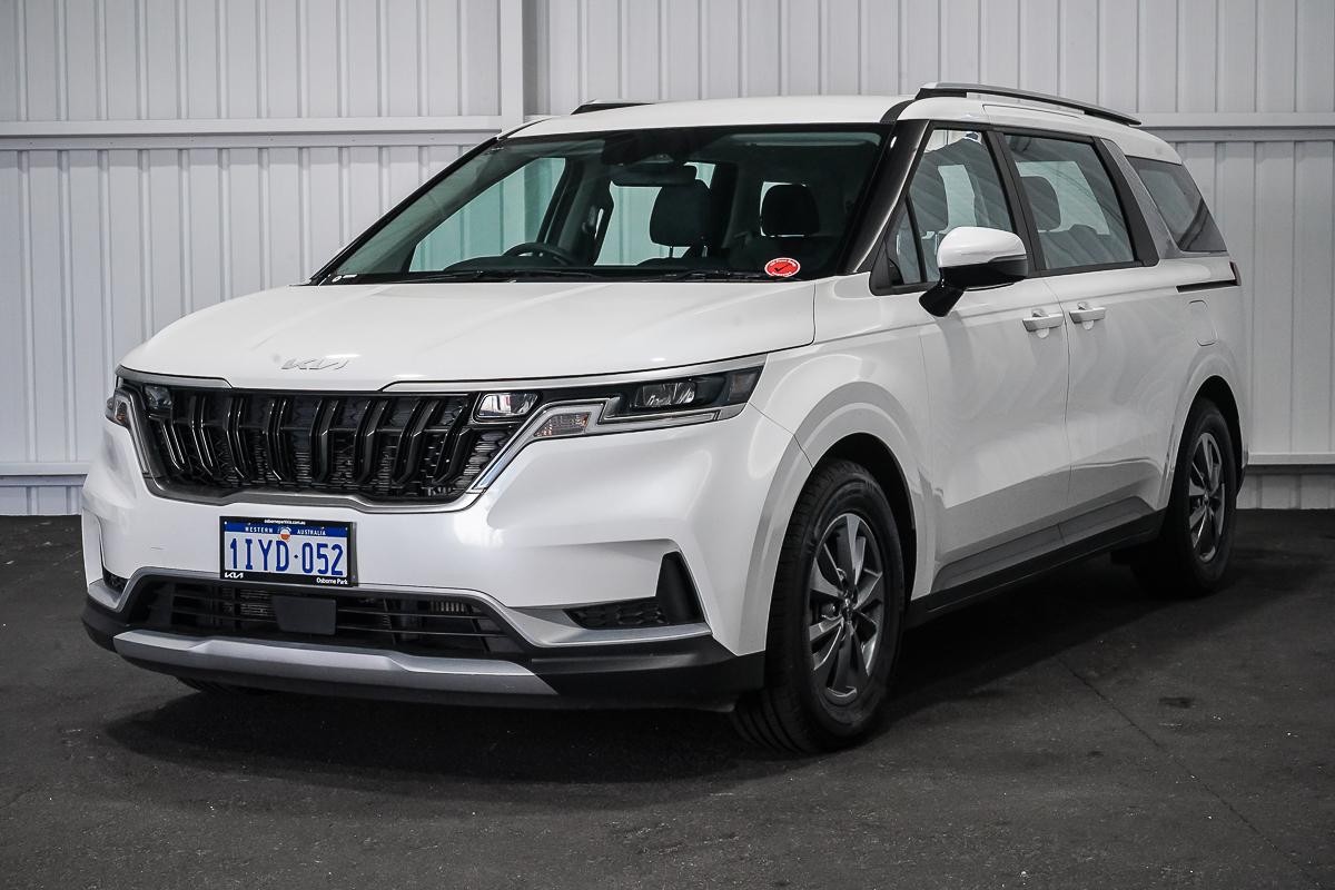 Kia Carnival image 4