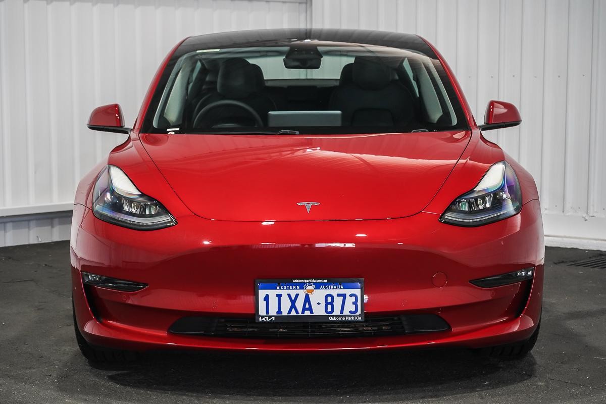 Tesla Model 3 image 3