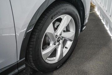 https://dvg-vehicle-assets.s3.amazonaws.com/1203147/27ahw5bj5otcoc5gefinvhuxv.jpg