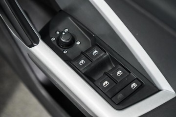 https://dvg-vehicle-assets.s3.amazonaws.com/1203147/7tyhq157w00fsqf6akzgvumj1.jpg
