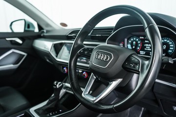 https://dvg-vehicle-assets.s3.amazonaws.com/1203147/d3z4z89pel2axcuvw9e4t4q2a.jpg
