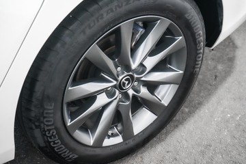 https://dvg-vehicle-assets.s3.amazonaws.com/1203155/1ssumijougthqobkkwikpk18l.jpg