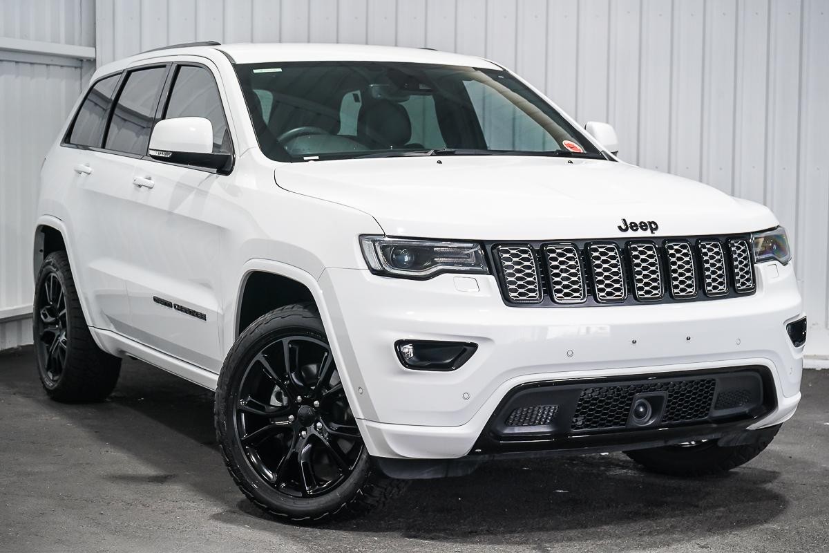Jeep Grand Cherokee image 1