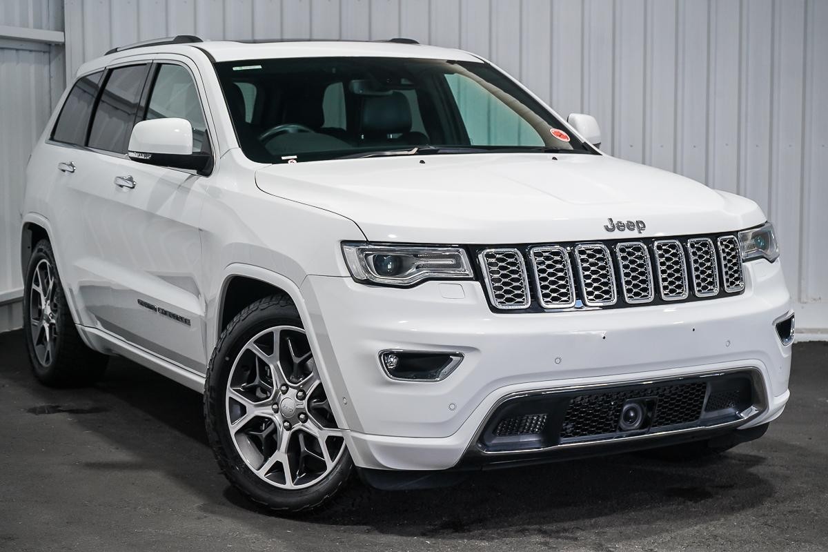 Jeep Grand Cherokee image 1