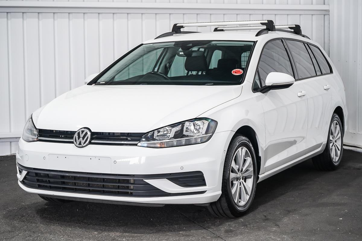 Volkswagen Golf image 4