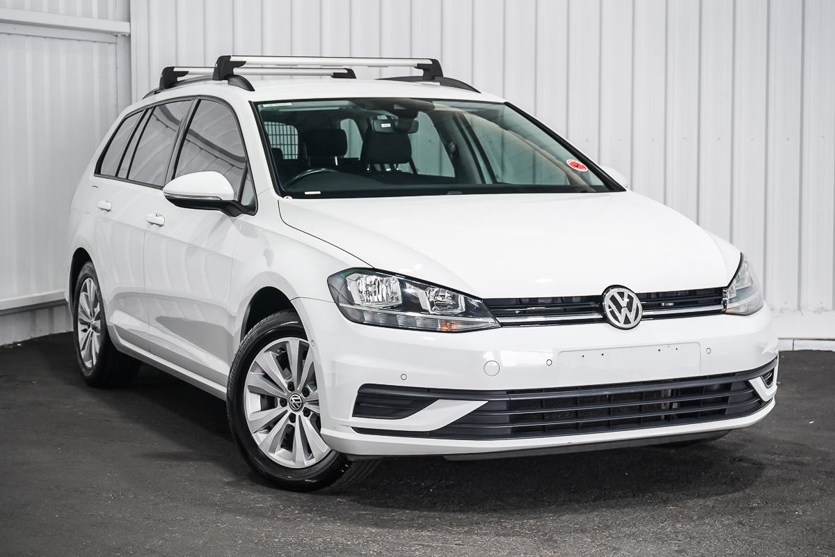 Volkswagen Golf image 1