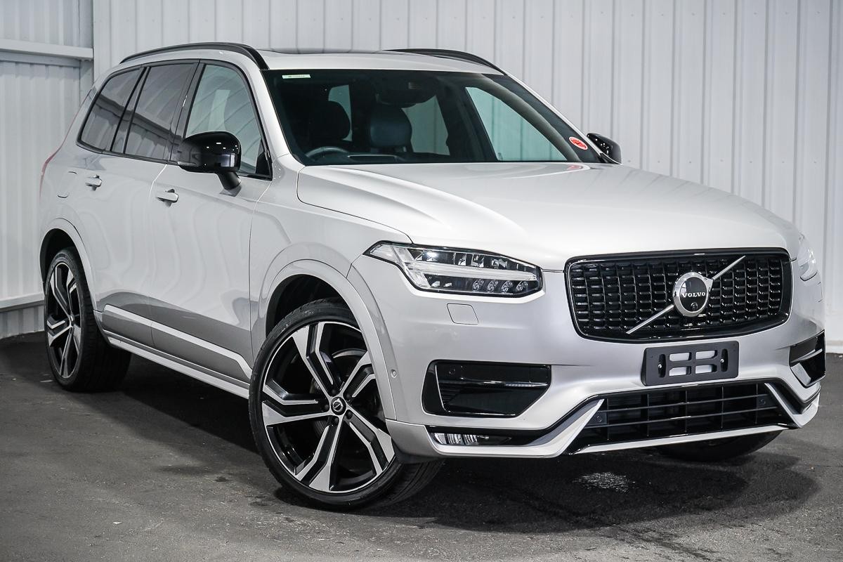 Volvo Xc90 image 1
