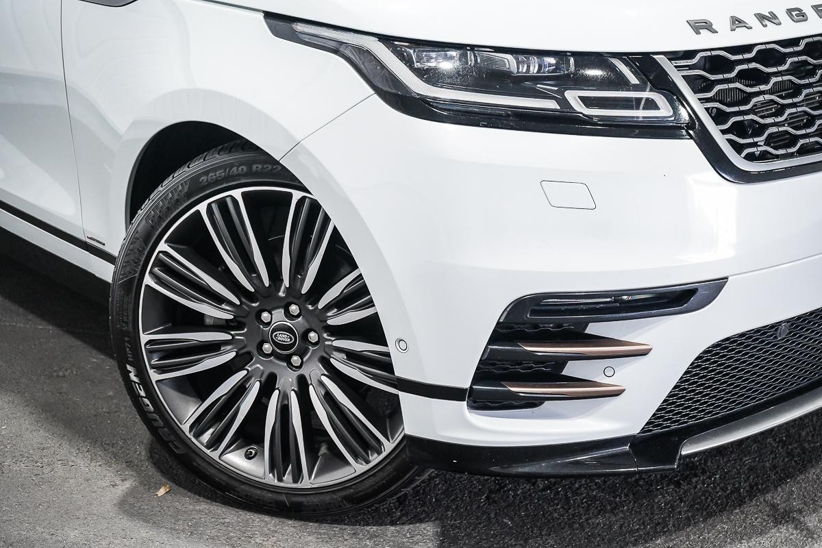 Land Rover Range Rover Velar image 2