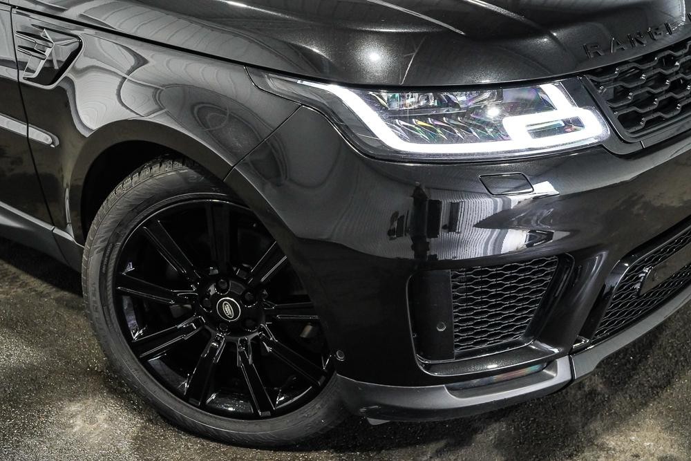Land Rover Range Rover Sport image 2