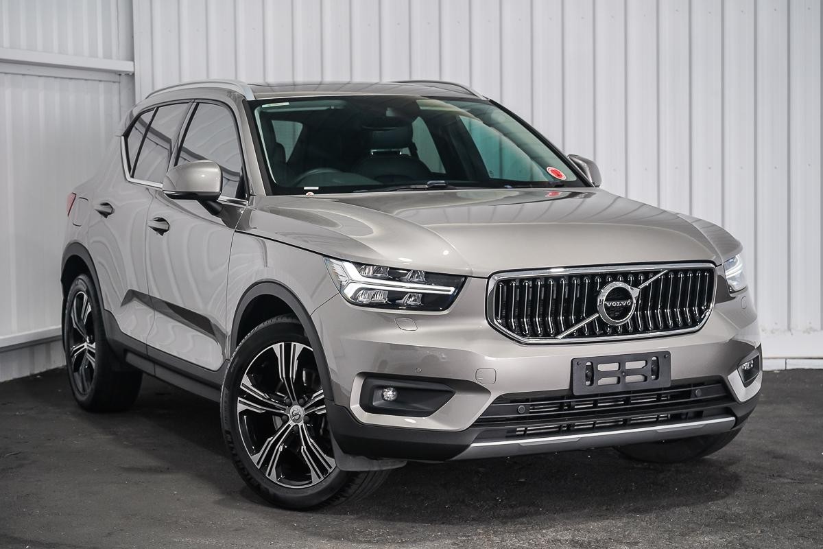 Volvo Xc40 image 1