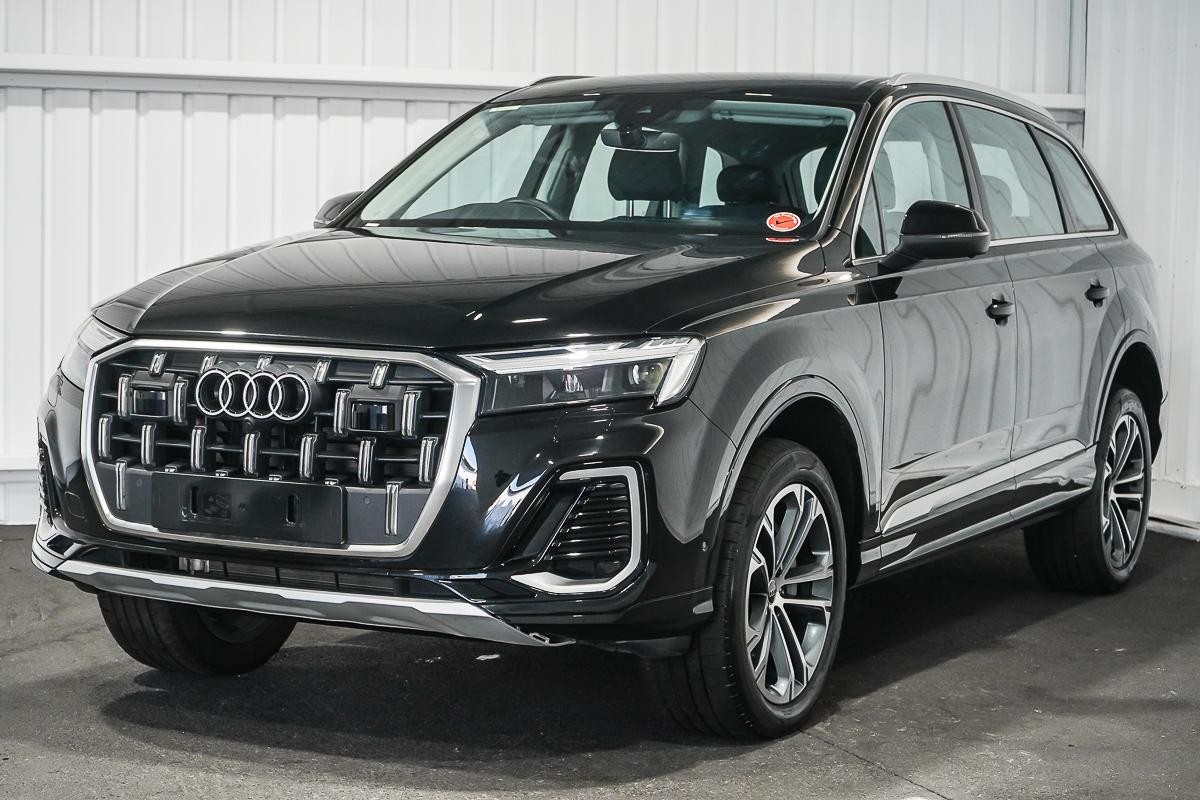 Audi Q7 image 4