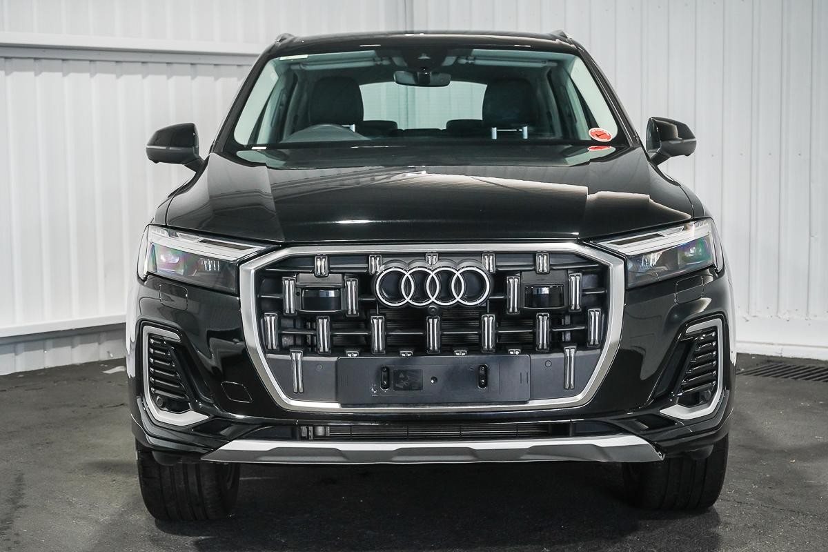 Audi Q7 image 3