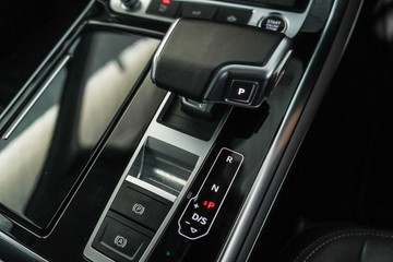 https://dvg-vehicle-assets.s3.amazonaws.com/1203184/u8f7j9hvudfkitohfmsjngbv.jpg