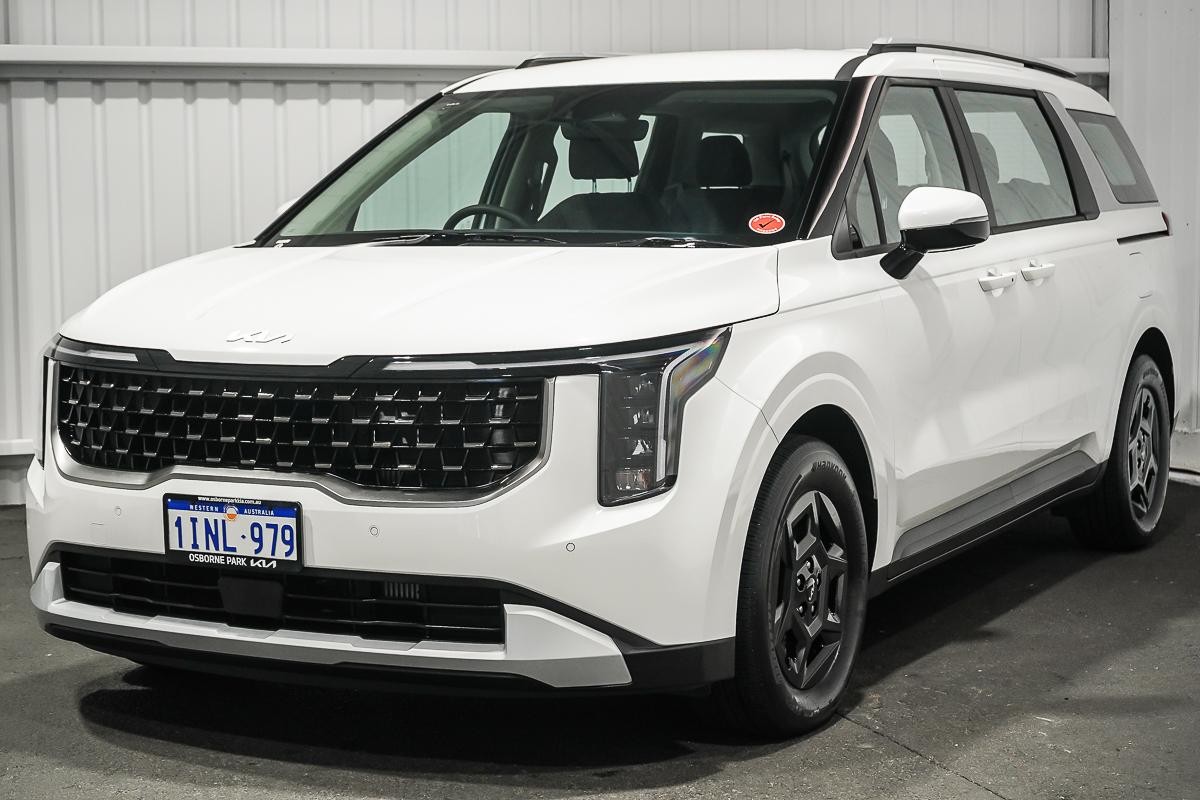 Kia Carnival image 4