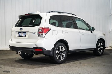https://dvg-vehicle-assets.s3.amazonaws.com/1203193/7hmk8m31yf2psuwdk1s2imk92.jpg