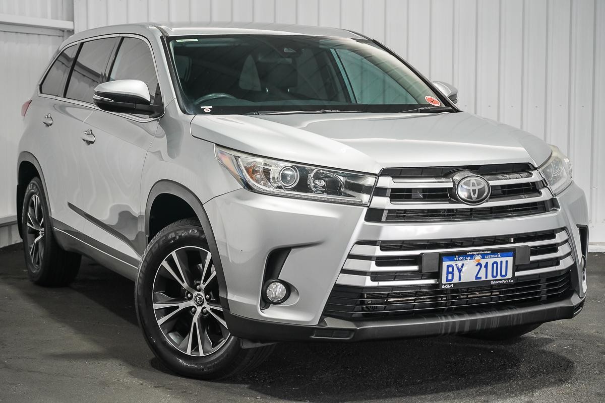 Toyota Kluger image 1