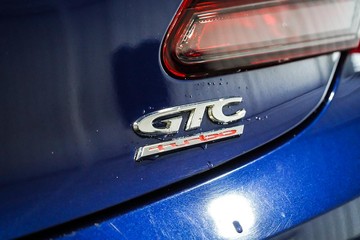 https://dvg-vehicle-assets.s3.amazonaws.com/1203214/91elxbj8cm90rvyw7g23ecguh.jpg