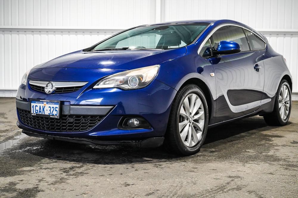 Holden Astra image 4