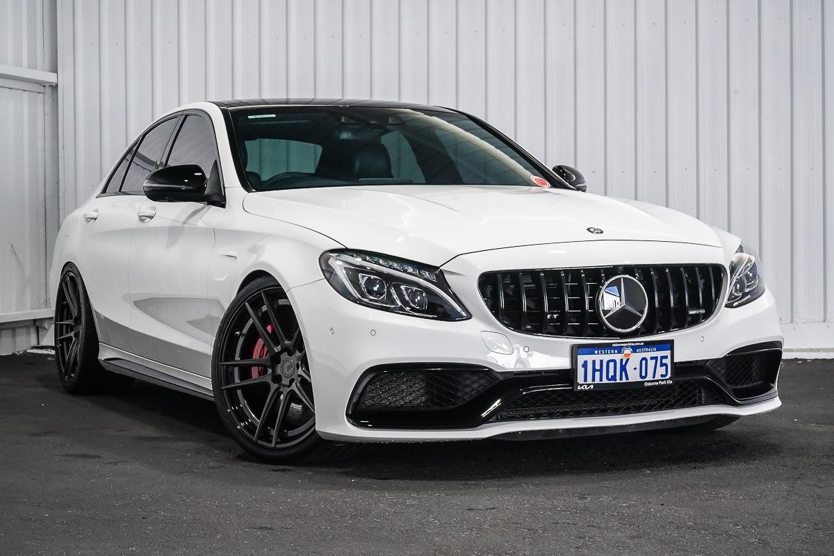 Mercedes Benz C-class image 1