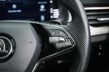https://dvg-vehicle-assets.s3.amazonaws.com/1203228/4kfso7kwgusbdm134wbumiwv0.jpg
