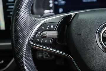 https://dvg-vehicle-assets.s3.amazonaws.com/1203228/60gmwk476j7j9m1nguvoe2akf.jpg