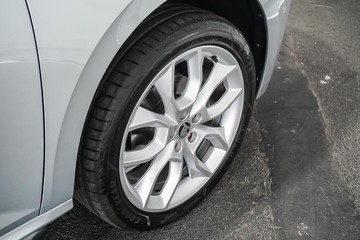 https://dvg-vehicle-assets.s3.amazonaws.com/1203228/8pupzz6hj6nk58cqklucsjgfv.jpg