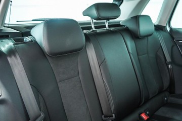 https://dvg-vehicle-assets.s3.amazonaws.com/1203228/bcxe56xm2p9927xrzv799k5qd.jpg