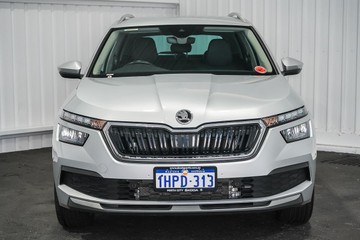 https://dvg-vehicle-assets.s3.amazonaws.com/1203228/clbo25ennu6f3r4cv14zlhm9d.jpg
