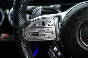 https://dvg-vehicle-assets.s3.amazonaws.com/1203231/i68onj95amv5fly8y82naetf.jpg