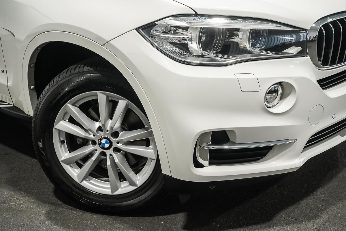 BMW X5 image 2