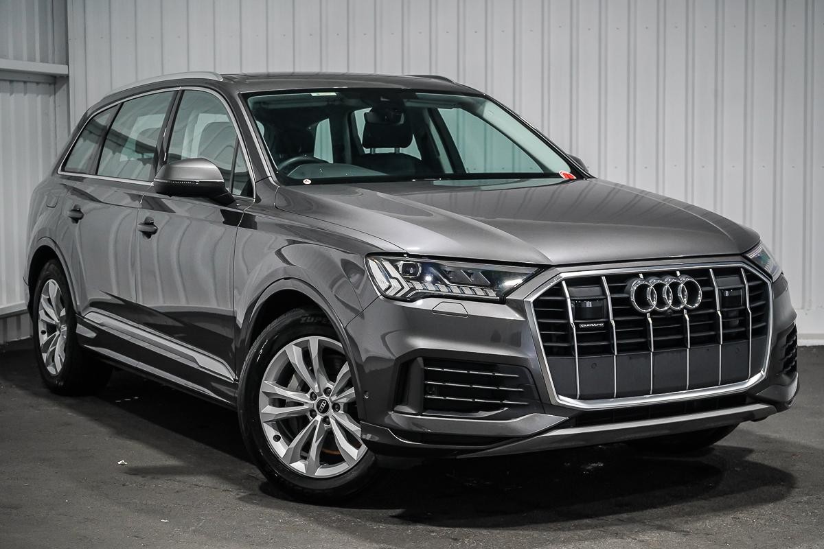 Audi Q7 image 1