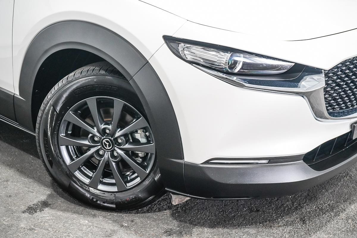 Mazda Cx-30 image 2